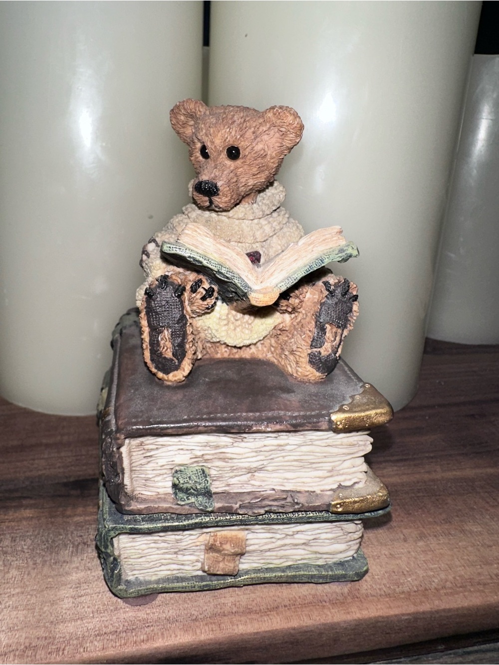 Boyds Bears & Friends 2755F Musical Teddy Bear on Books 1994 Working Music Box